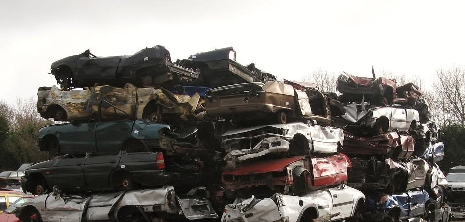 Je auto naar de sloop brengen, hoe werkt dat eigenlijk?